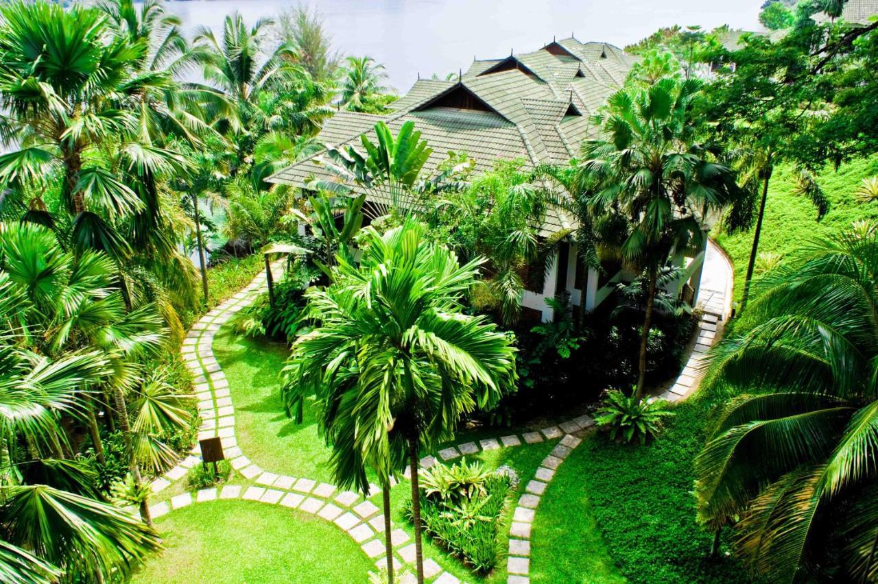 Mines Beach Resort Hotel Seri Kembangan Esterno foto