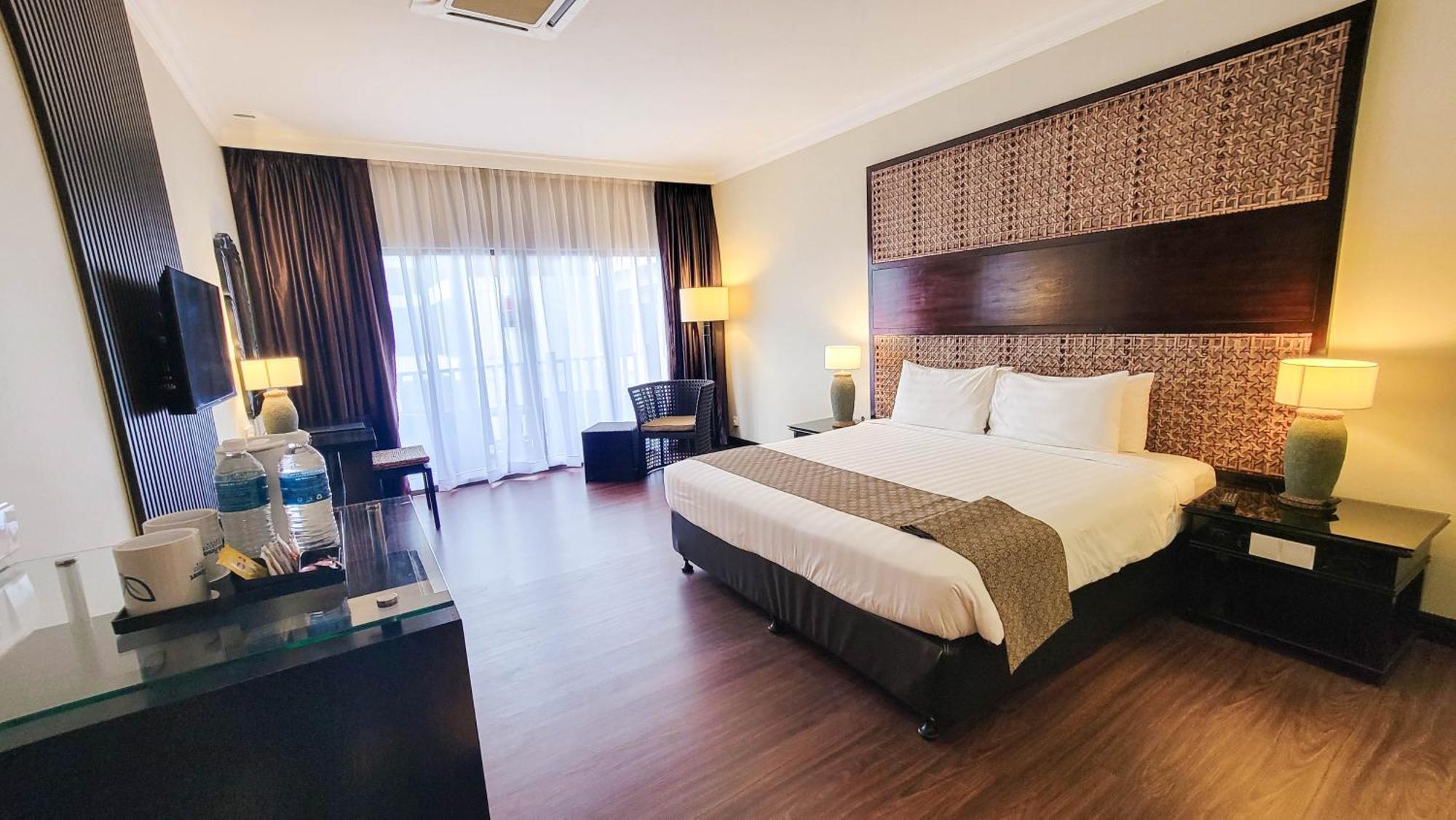 Mines Beach Resort Hotel Seri Kembangan Esterno foto