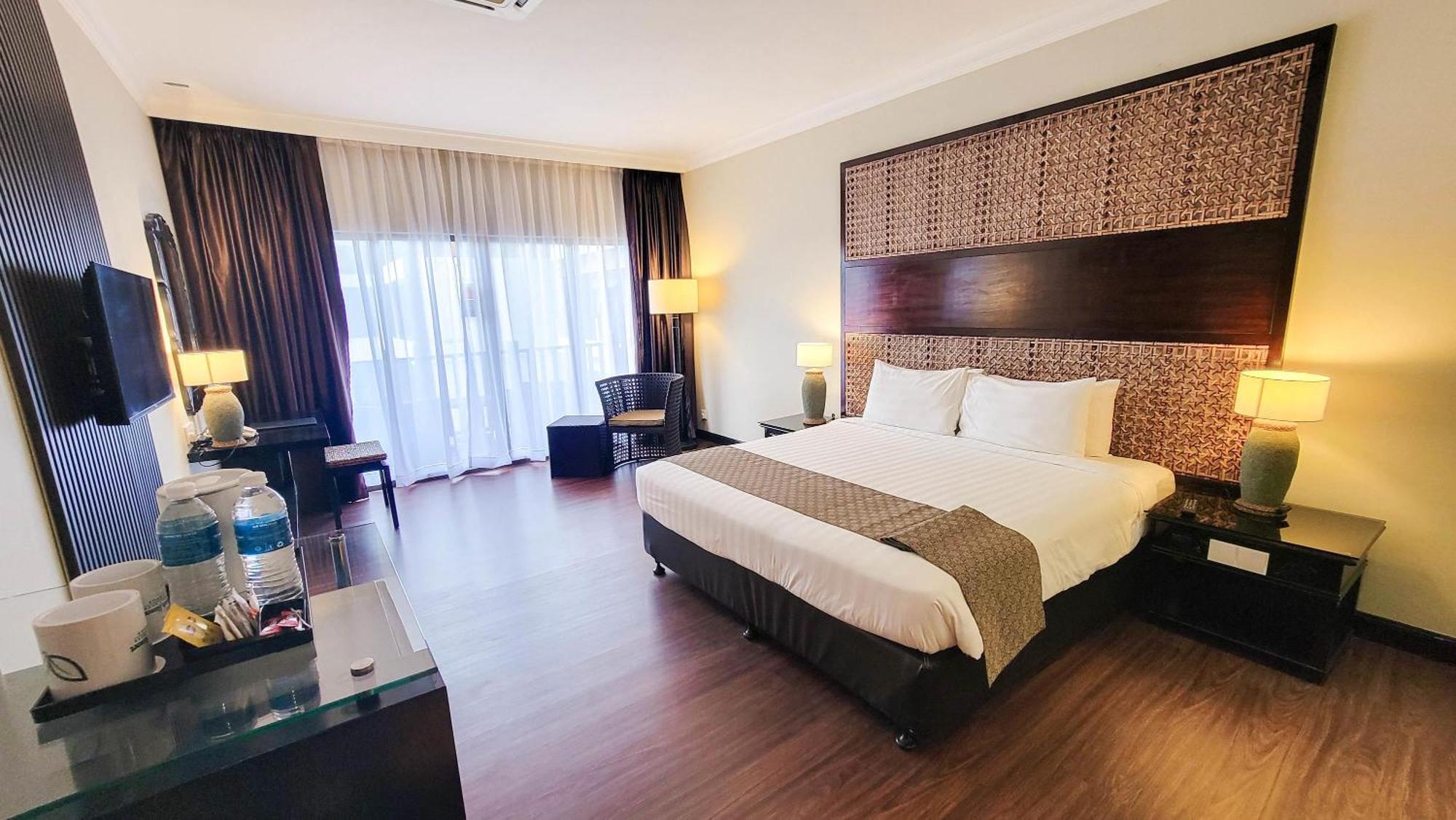 Mines Beach Resort Hotel Seri Kembangan Esterno foto